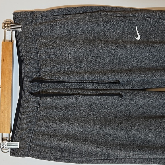 Nike Women's Attack Dri-Fit Training Pants Size‎ S Cropped Ankle Gym - Picture 4 of 11